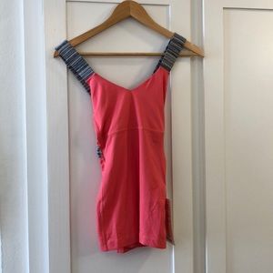 Lulu Lemon tank